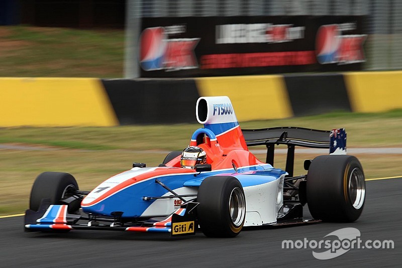 Testcoureur onder de indruk van Formula Thunder 5000-bolide