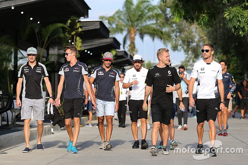 Daniil Kvyat: Fahrerbesprechungen in der Formel 1 sind wie
