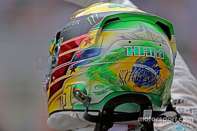 Hamilton eert Senna met speciale helm voor Braziliaanse GP