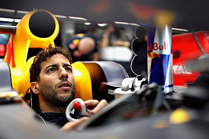 Ricciardo: "Mercedes niet aanvallen zou competitievervalsing zijn"