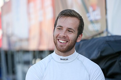 El campeón de Indy Lights se une a Coyne