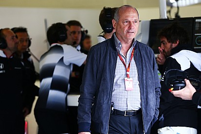 В McLaren поблагодарили Денниса за работу