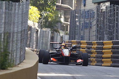 Formel 3 in Macau: 2. Training nach Crash vorzeitig zu Ende
