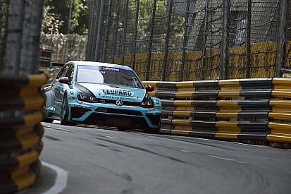 TCR Macau: Comini pakt titel na bizarre finale