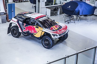 Peugeot presenta la decoración con la que irá al Dakar 2017