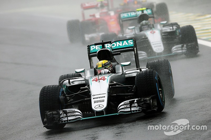 Pirelli se reúne con pilotos sobre los neumáticos para lluvia