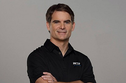 Jeff Gordon anuncia participação nas 24 Horas de Daytona