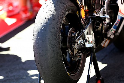 MotoGP mostrará los neumáticos que lleva cada piloto electrónicamente
