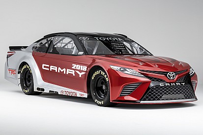 Bildergalerie: Toyota präsentiert neues NASCAR-Auto für 2017