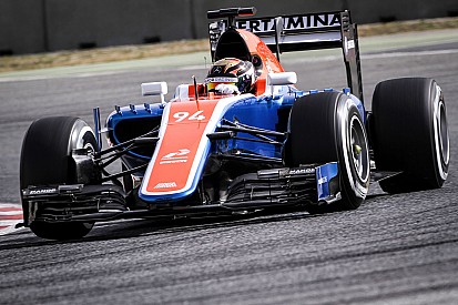 Manor може почати сезон з минулорічним болідом
