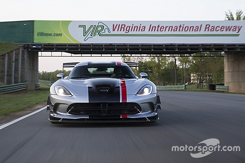 Dodge Viper-fans willen nieuwe recordpoging op Nordschleife financieren