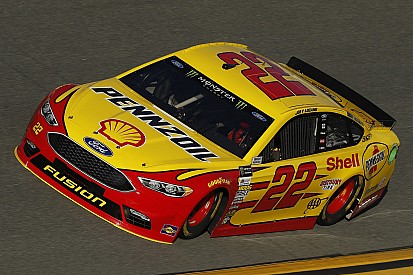 Logano ganó el Daytona Clash