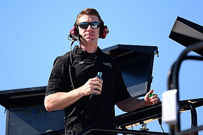 Edwards viajó con su traje y caso por si acaso