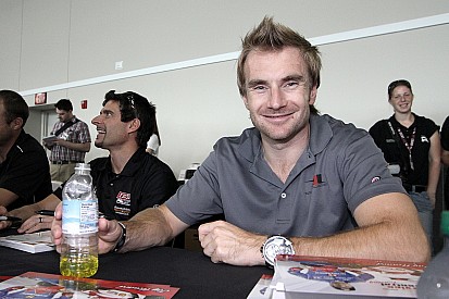 Ховард станет партнером Алешина и Хинчклиффа на Indy 500