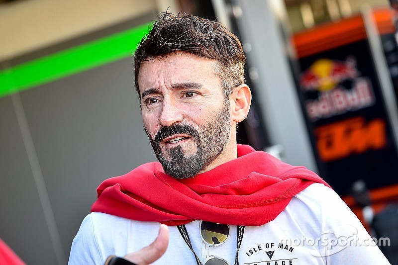 Max Biaggi accidenté lors d'un entraînement de Supermoto