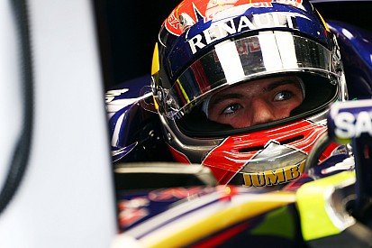 Horner ignora si Max Verstappen se quedará en Red Bull tras 2019