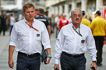 Két DRS-zóna a belga pályán, Mika Salo a negyedik bíró