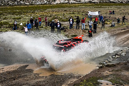 Дневник «Дакара» с Motul: от рассвета до заката