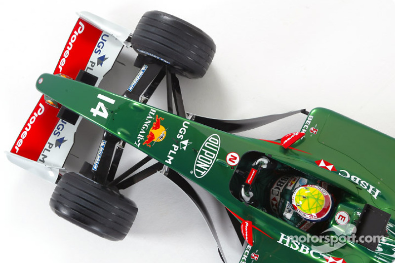 yeni Jaguar R5