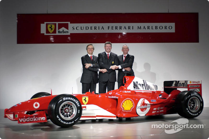 Паоло Мартінеллі, Росс Браун, Рорі Бірн і Ferrari F2004