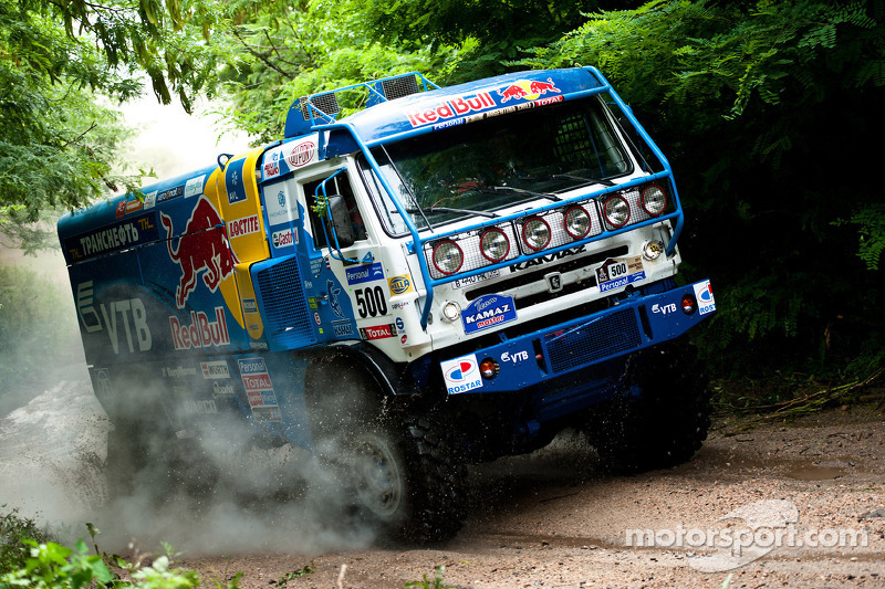 #500 Kamaz: Володимир Чагін, Сергій Савостін, Ільдар Шайсултанов