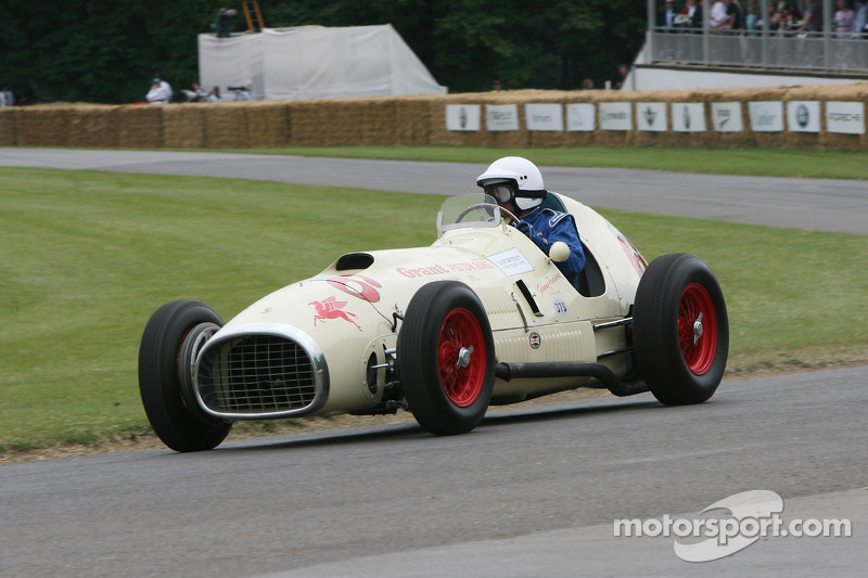 1952: Ferrari 375 Grant Piston Ring Special