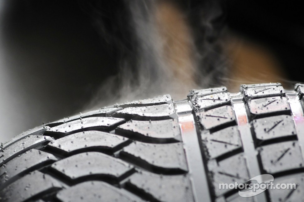 Pirelli tyres