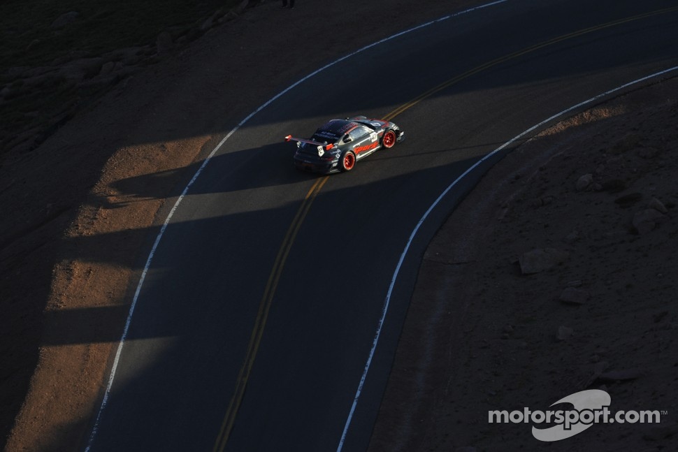 #47 Porsche GT3R: Romain Dumas