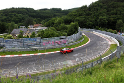 Carros em Nordschleife