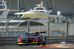 #3 Team Abu Dhabi by Black Falcon Mercedes SLS AMG GT3: Khaled Al Qubaisi, Bernd Schneider, Jeroen Bleekemolen