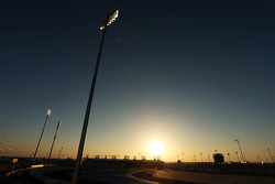 Sonnenuntergang am Bahrain International Circuit