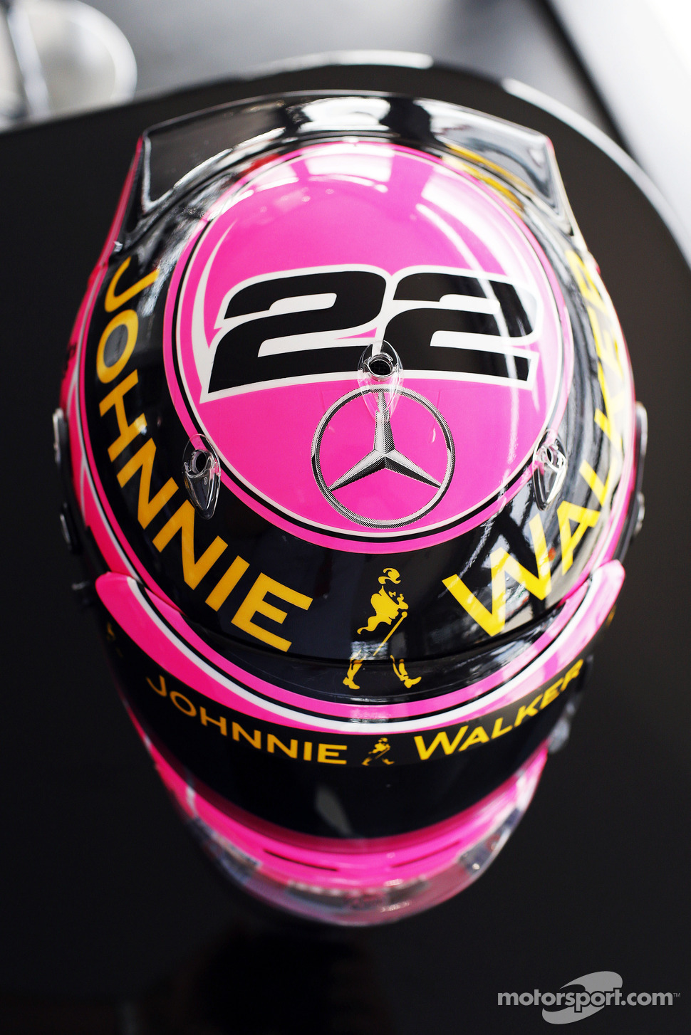 http://cdn-9.motorsport.com/static/img/mgl/1700000/1720000/1728000/1728000/1728079/s1_1.jpg
