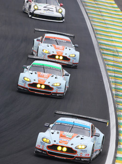 #99 AMR 阿斯顿马丁 Vantage: 阿历克斯·麦克道尔, 欧阳若曦, 费尔南多·里斯