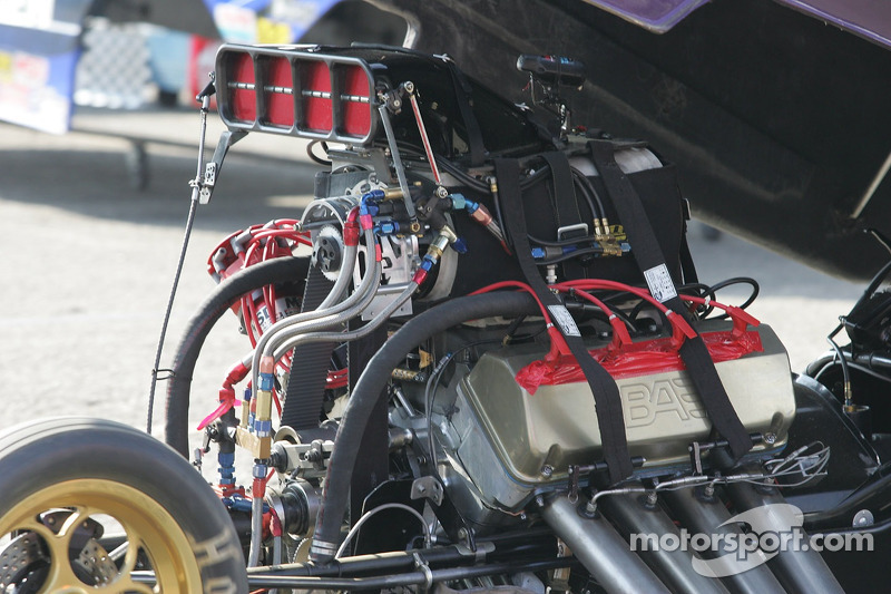 Alcohol Funny Car Engine at Pomona II