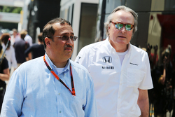 Sheikh Mohammed bin Essa Al Khalifa, CEO van de Bahrain Economic Development Board en McLaren Aandee