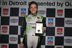 Ganador de la carrera Carlos Munoz, Andretti Autosport Honda
