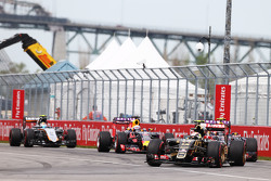 Pastor Maldonado, Lotus F1 E23