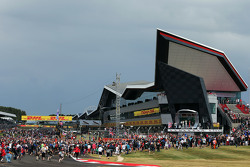 The podium,: Nico Rosberg, Mercedes AMG F1, segundo; Lewis Hamilton, Mercedes AMG F1, ganador; Sebas