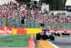 Carlos Sainz Jr., Scuderia Toro Rosso STR10