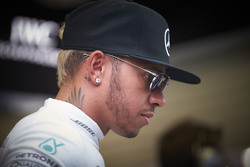 ����� ��������