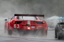 斯库德里亚车队63号法拉利458 Italia:贝尔·斯维德勒、汤森·贝尔、杰夫·希格尔