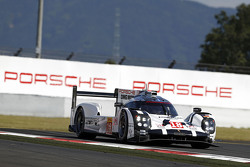 #18 Porsche Team Porsche 919 Hybrid: Romain Dumas, Neel Jani, Marc Lieb