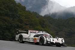 #18 Porsche Team Porsche 919 Hybrid: Romain Dumas, Neel Jani, Marc Lieb