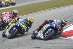 Jorge Lorenzo, Yamaha Factory Racing y Valentino Rossi, Yamaha Factory Racing