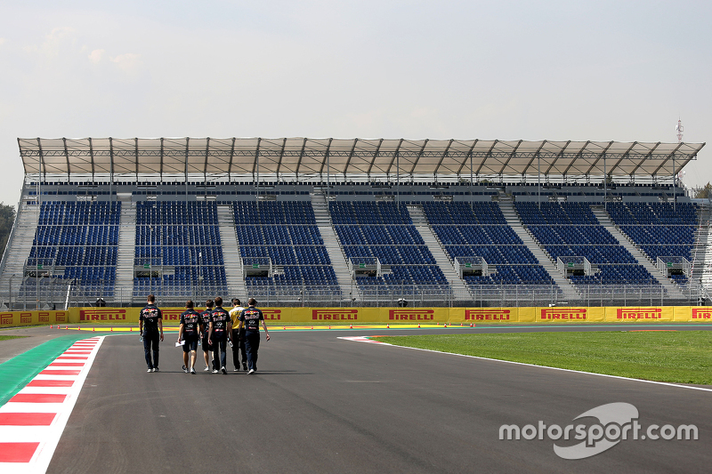 Daniil Kvyat, Red Bull Racing