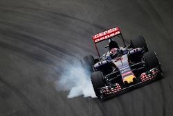Max Verstappen, Scuderia Toro Rosso STR10 blokkeert een wiel