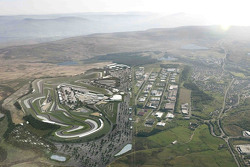 Blick von oben auf den Circuit of Wales