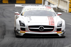 Maro Engel, Mercedes AMG Driving Academy, MercedesBenz SLS AMG GT3
