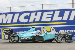 Nelson Piquet Jr., NEXTEV TCR Formula E Team