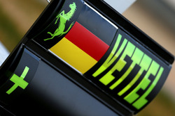 Pit board signs for Sebastian Vettel, Ferrari